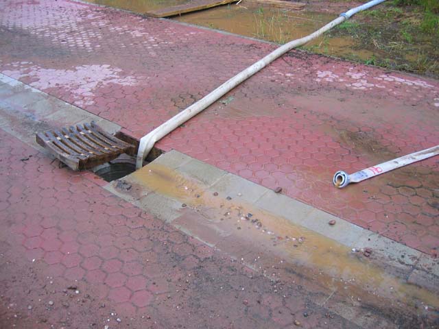09.jpg